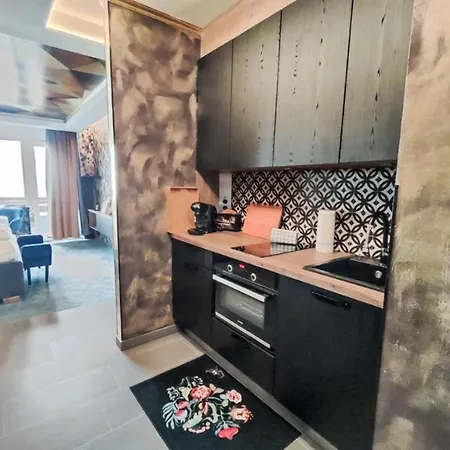 Urban & Florian-5 By Interhome