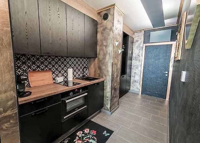 Urban & Florian-5 By Interhome Appartement